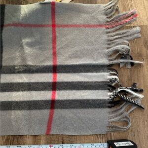 Cashmere Gray and Red Plaid Scarf